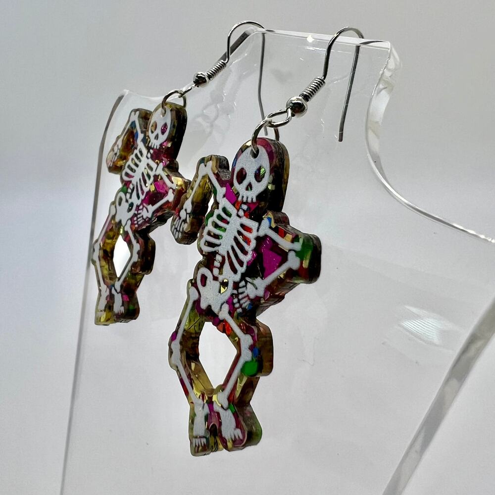 Dancing Skeleton Earrings - Halloween Earrings - Goth Earrings - Party Earrings - Picture 6 of 9